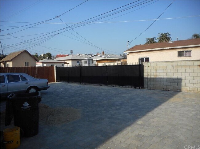 Foto del edificio - 3523 Percy St