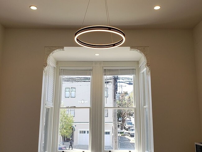 Foto del edificio - "Charming 1-Bedroom Gem in Vibrant San Francisco Neighborhood!"