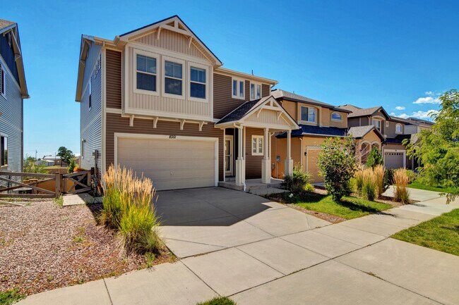 Foto del edificio - 8351 Longleaf Ln