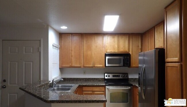 Foto del edificio - 78650 Ave 42 Ave