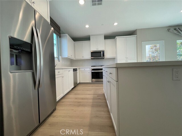Foto del edificio - 16025 Symphony Ln