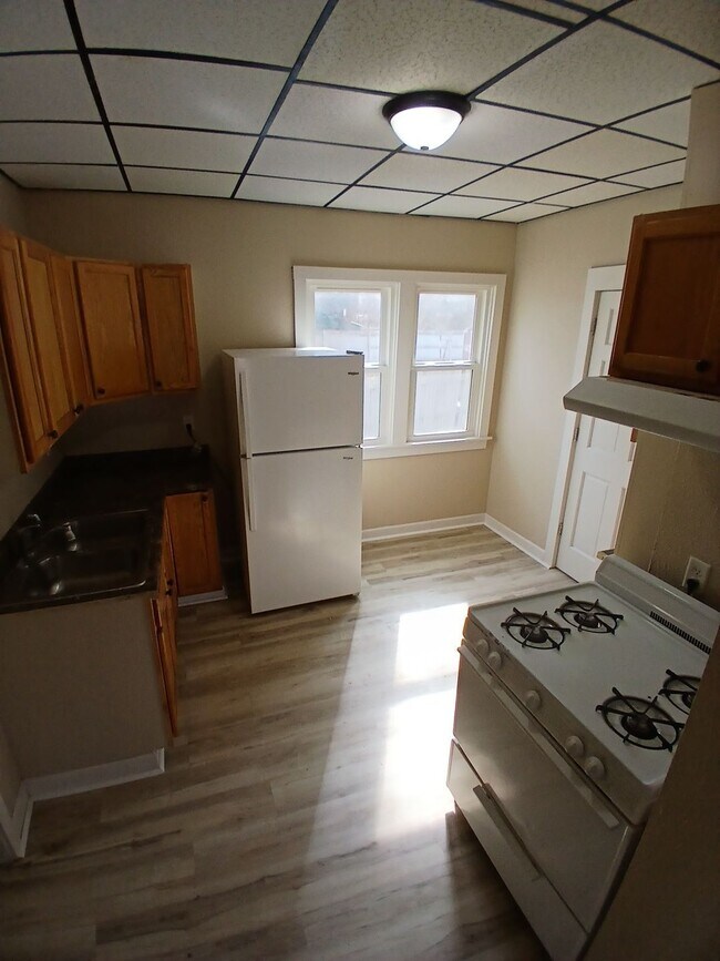 Foto del edificio - 328 Royal Ave