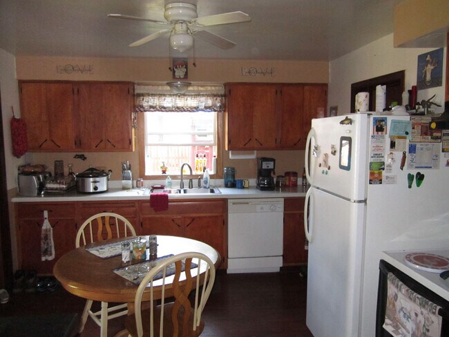 Foto del edificio - 602 16th Ave, E