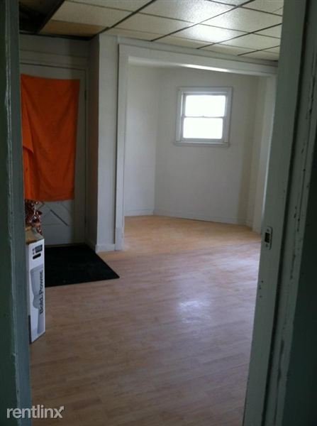 Building Photo - 1334 6th St