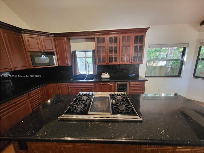 Foto del edificio - 38 SW 6th St