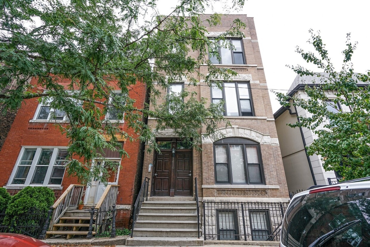 Primary Photo - 1416 W Superior St