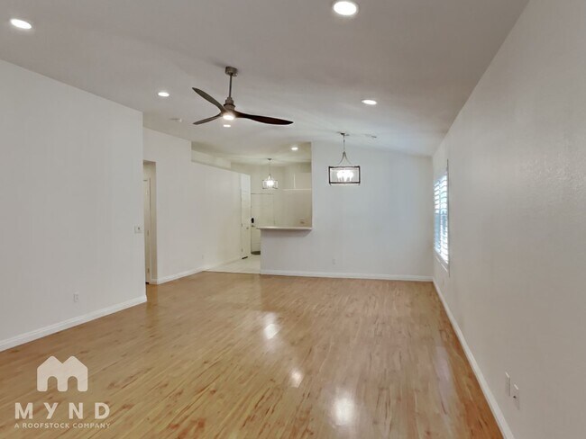 Foto del edificio - 5429 Sweet Shade St