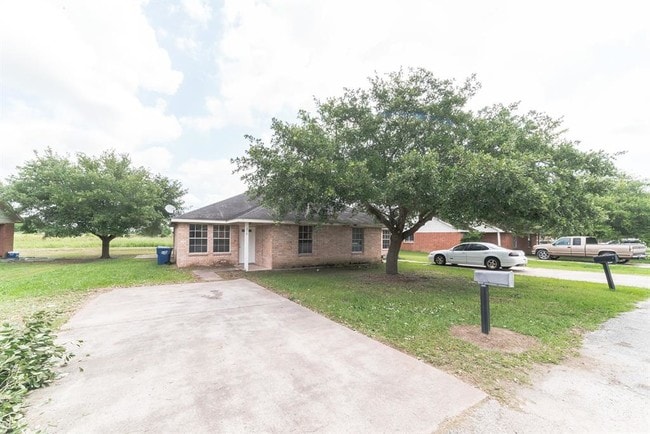 Building Photo - 209 Hunters Ln