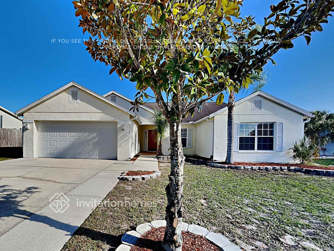 Primary Photo - 10424 Autumnwood Dr