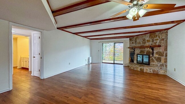 Building Photo - 221 Woodland Rd