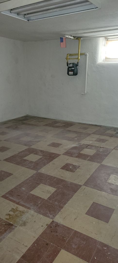 Foto del edificio - 6747 Souder St