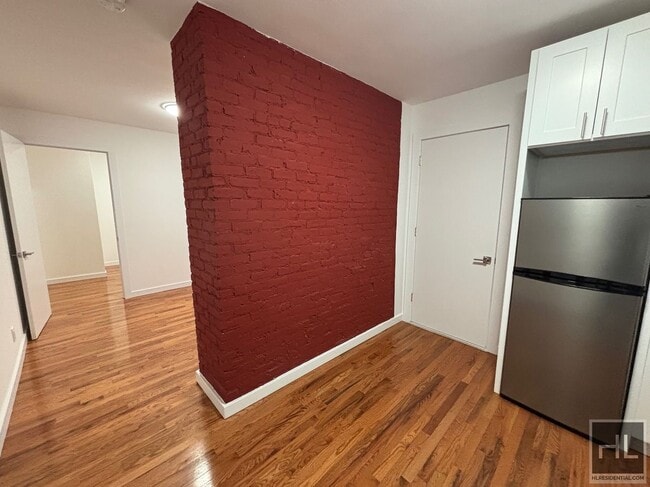 Foto del edificio - YORK AVENUE