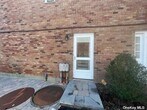 Primary Photo - 165 Manorhaven Blvd