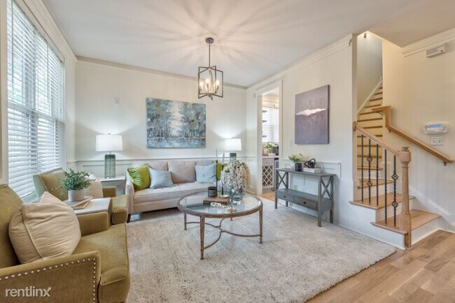 Building Photo - 4 br, 4 bath House - 1623 S Mint St