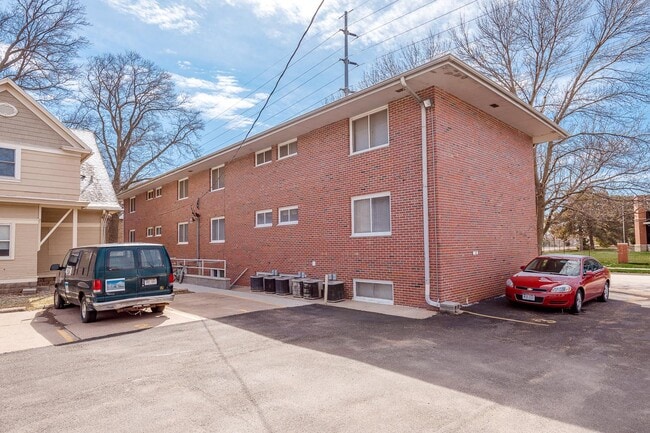 Foto del edificio - 2504 N 56th St