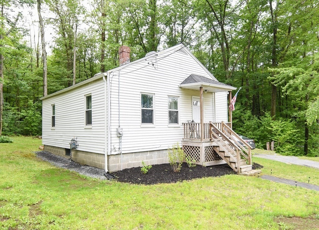 552 Franklin Rd, Fitchburg, MA 01420 House Rental in Fitchburg, MA