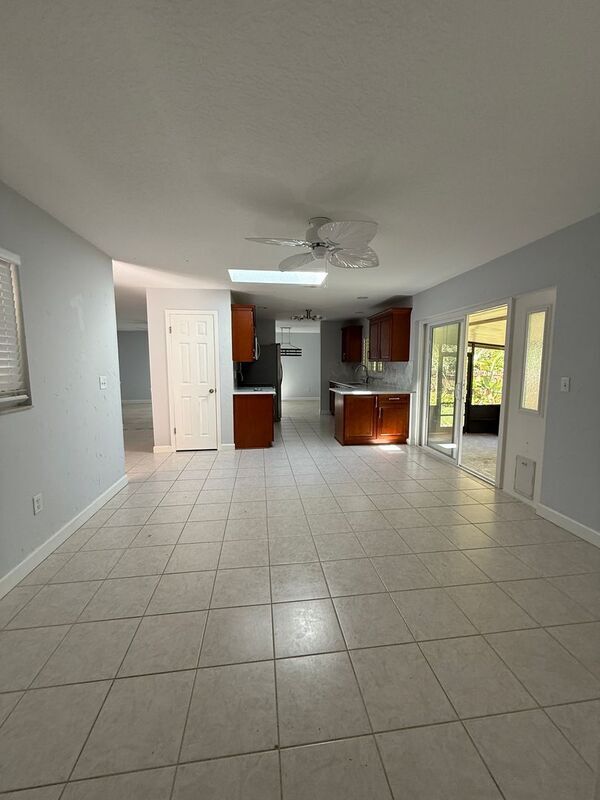 Foto del edificio - 104 Hatfield Ct