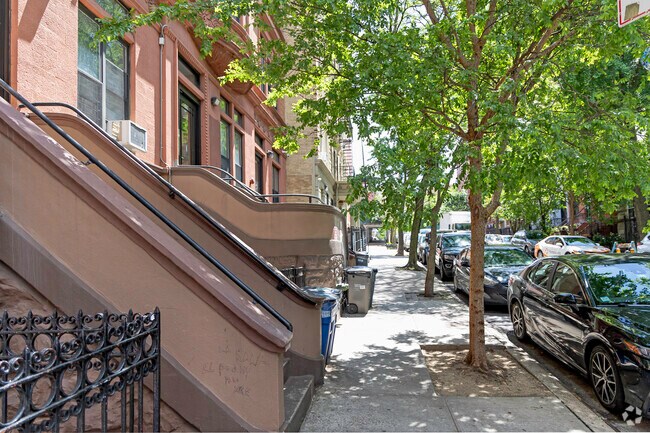 Street View - 521 W 157th St