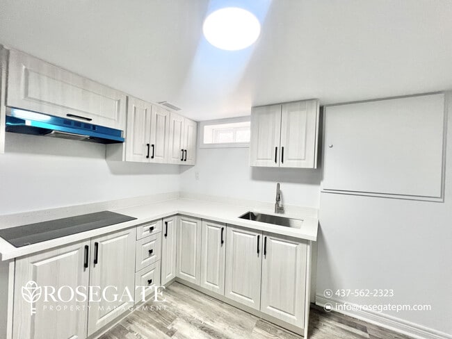 Building Photo - Spacious 2-Bedroom Basement Apartment with Parking in London