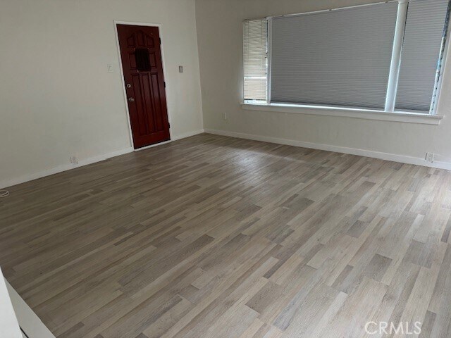 Foto del edificio - 1835 E 1st St