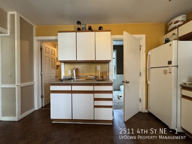 Foto del edificio - 2511 4th St NE