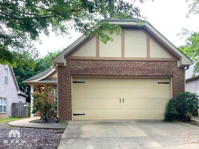 Building Photo - 266 Oxmoor Pl