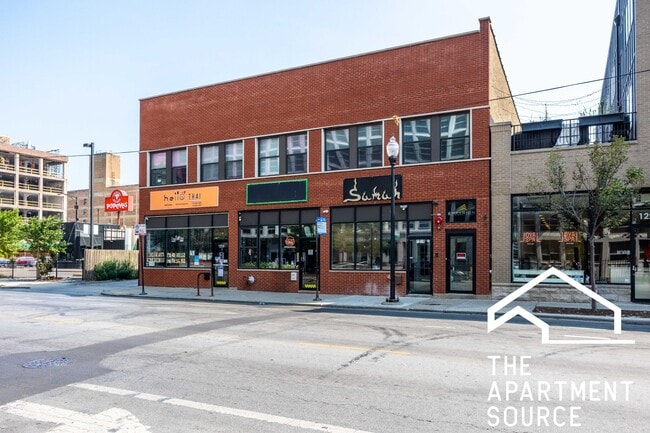 Building Photo - 1219 W Devon Ave