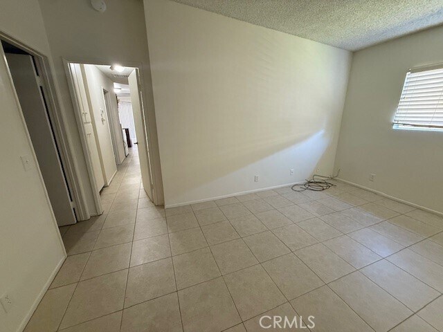 Foto del edificio - 453 E Lancaster Blvd