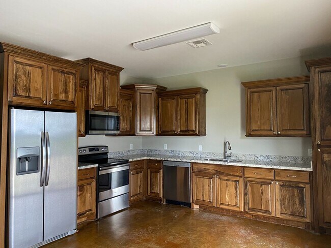Building Photo - 6008 Nobie Lane #2 Duplex( First months re...