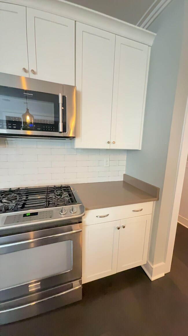 Foto del edificio - 40 Oak Ave