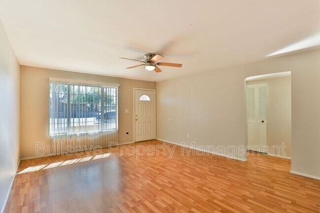 Foto del edificio - 5824 S College Ave