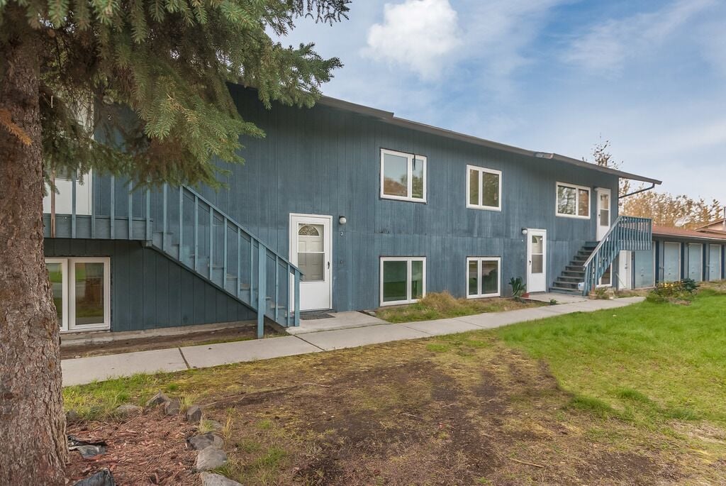 2406 Mercier St, Fairbanks, AK 99701 Room for Rent in Fairbanks, AK