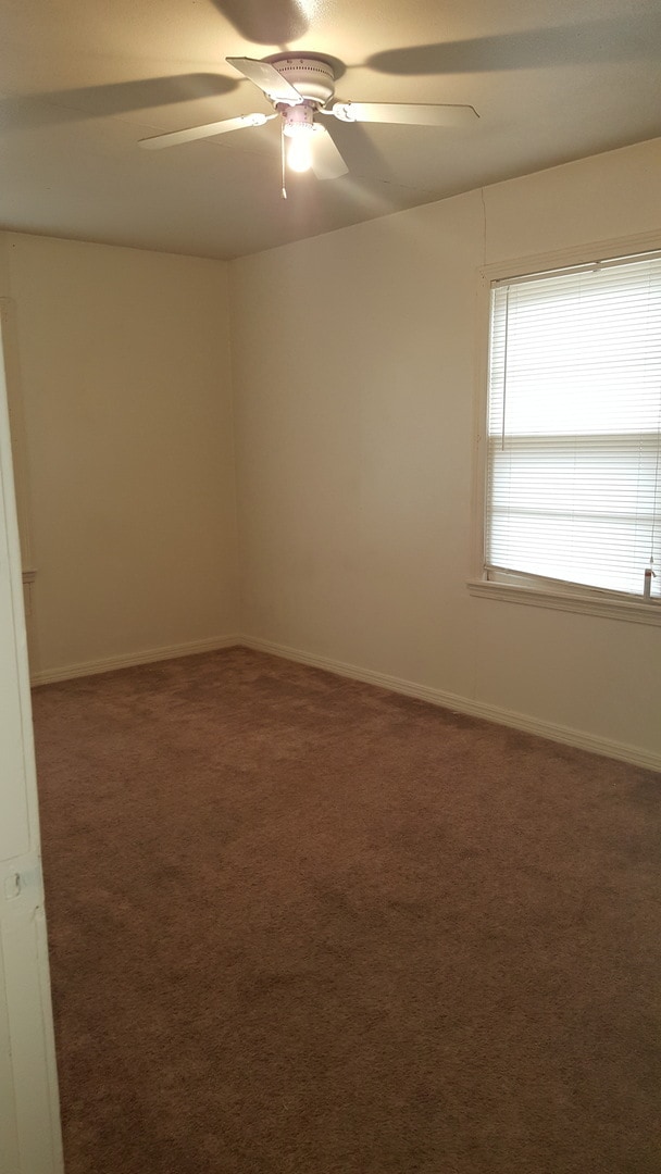 Building Photo - Located in Canyon, TX in walking distance ...