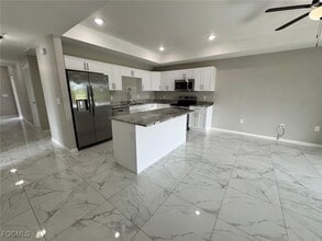 Building Photo - 610 Alabama Rd S