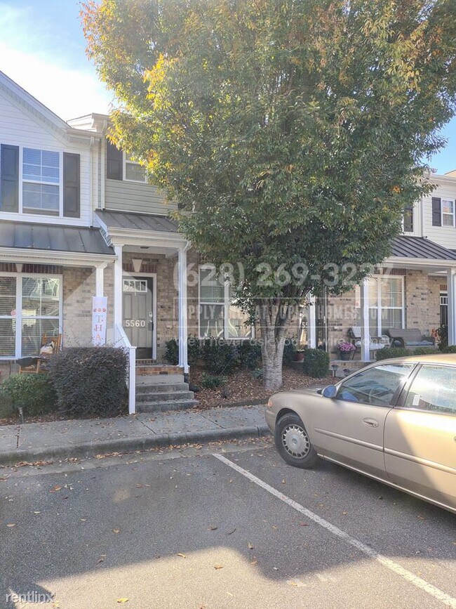 Building Photo - 2 br, 2.5 bath Townhome - 5560 Farm House ...