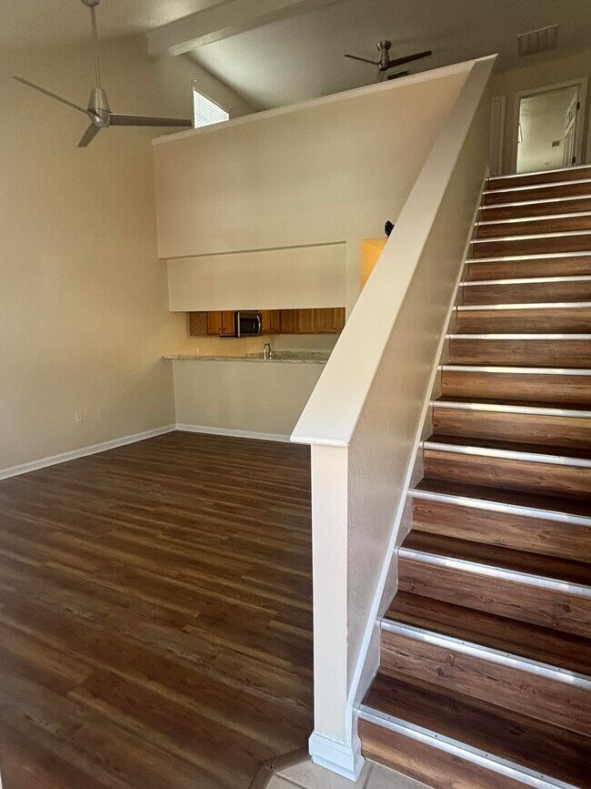 Building Photo - 4434 Gearhart Rd