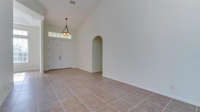 Foto del edificio - 5279 Lovett Rd