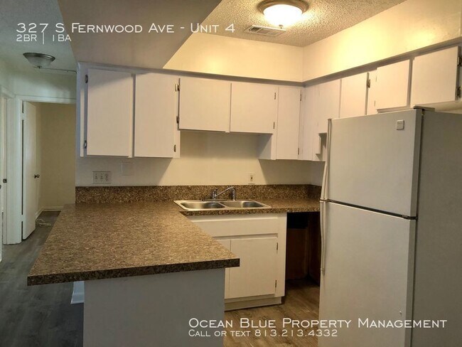 Building Photo - 327 S Fernwood Ave