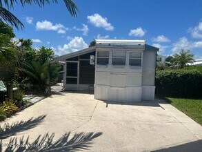 Building Photo - 805 Horizon Ln