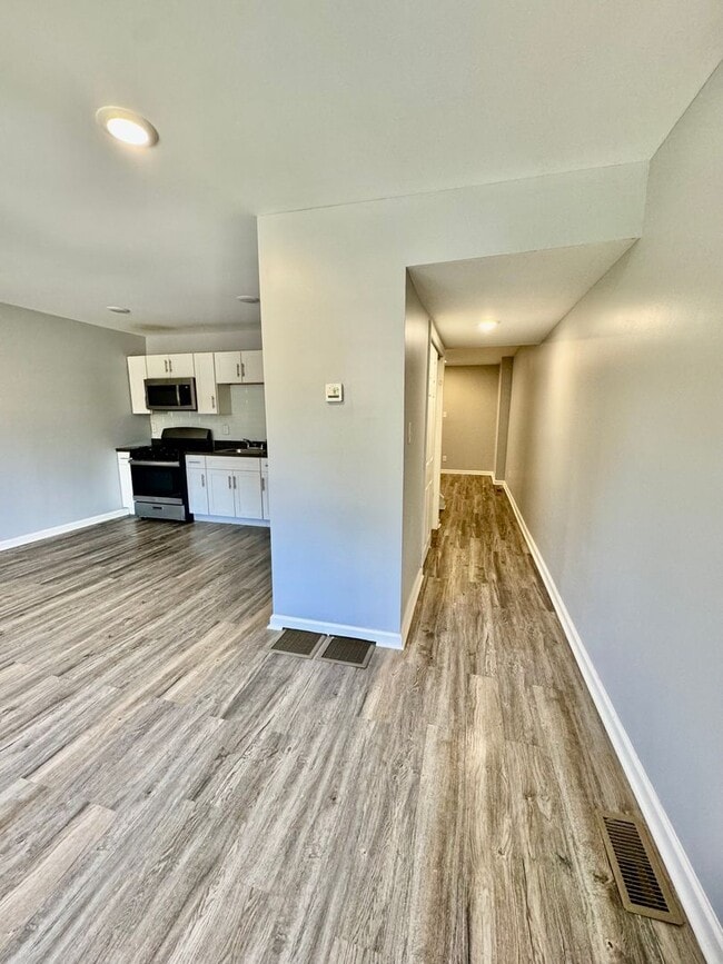 Building Photo - Anika Homes 3 Bedroom