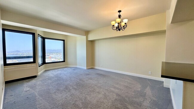 Foto del edificio - Stunning views of SF and the Bay from the ...