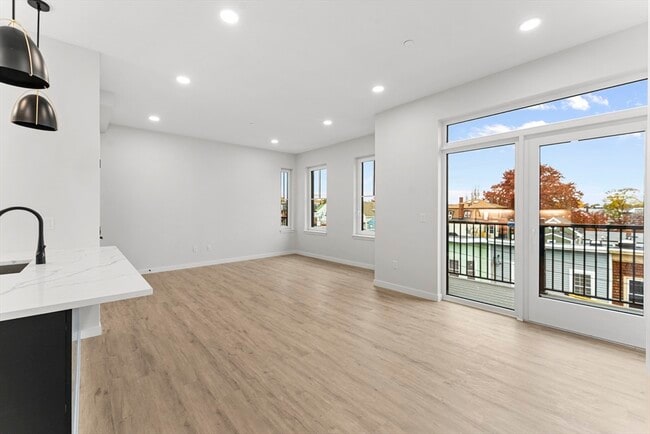 Foto del edificio - 24-28 Mt Pleasant St