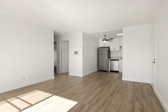 Foto del edificio - The Hills at Fashion Valley