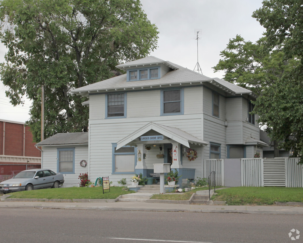 Primary Photo - Garden Grove Apartments