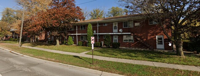 Building Photo - 1354 Goddard Rd