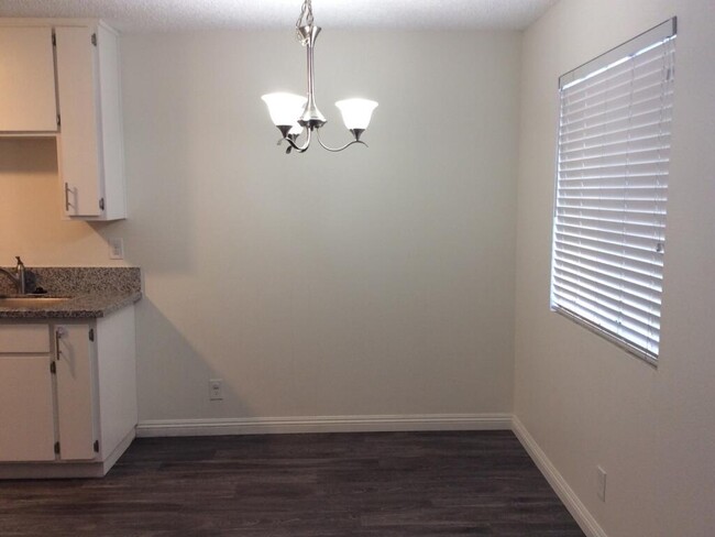 Foto del edificio - 5036 W Ave L8