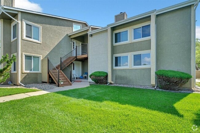 Building Photo - 1030 Magic Lamp Way
