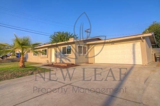Primary Photo - 1519 Blythe Ave