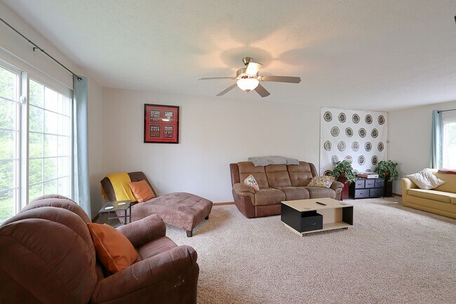 Building Photo - Spacious 4-Bedroom Home with Pond Views & Private Backyard