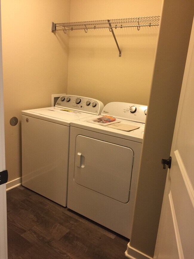 3 Bedroom / 2.5 Bath Town home in SW Redmond House Rental in Redmond